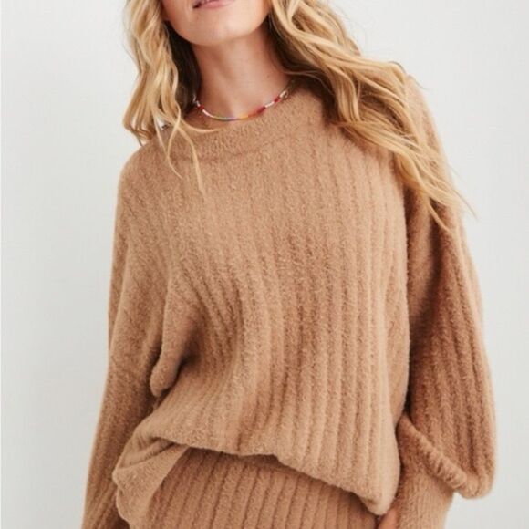 Aerie Buttercream Crew Oversized Slouchy Sweater Small Cappucino Tan cozy soft - Picture 8 of 8